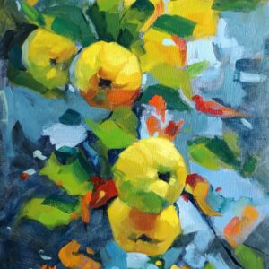 Goldene Quitten mit grünen Blättern vor blauem Hintergrund – expressives Ölgemälde